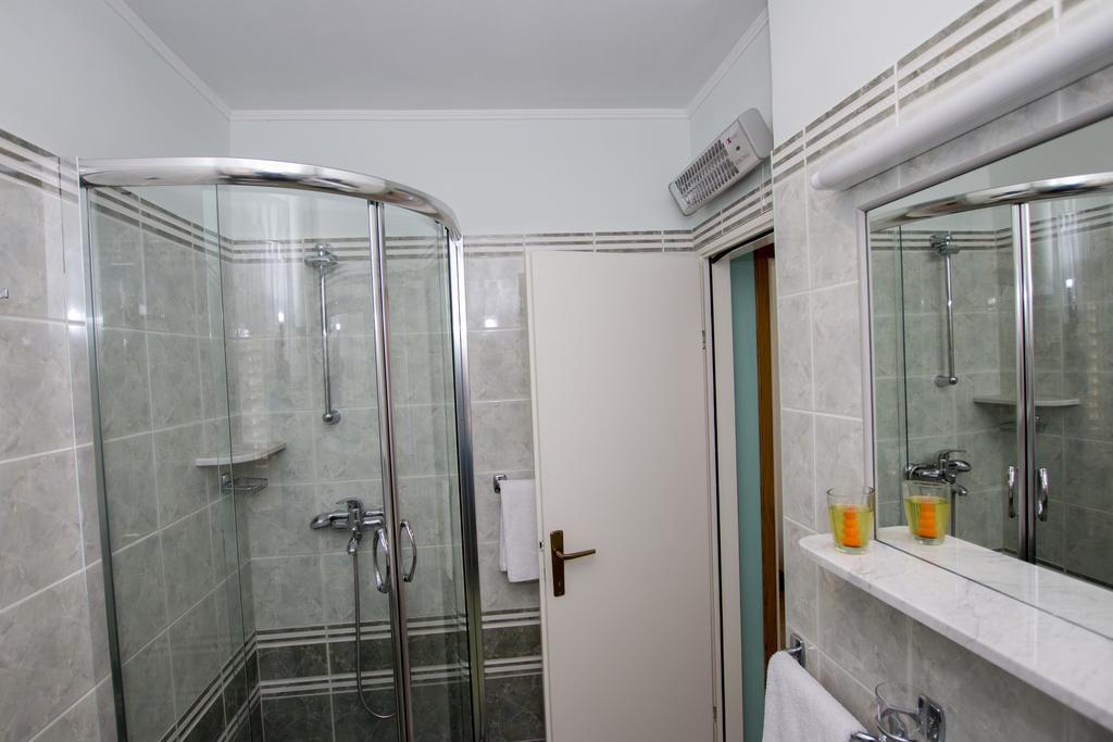 Radovcic Apartments And Rooms Trsteno Ngoại thất bức ảnh